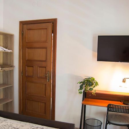 Habitacio V Cal Kim Apartment มาร์โตเรย์ ภายนอก รูปภาพ