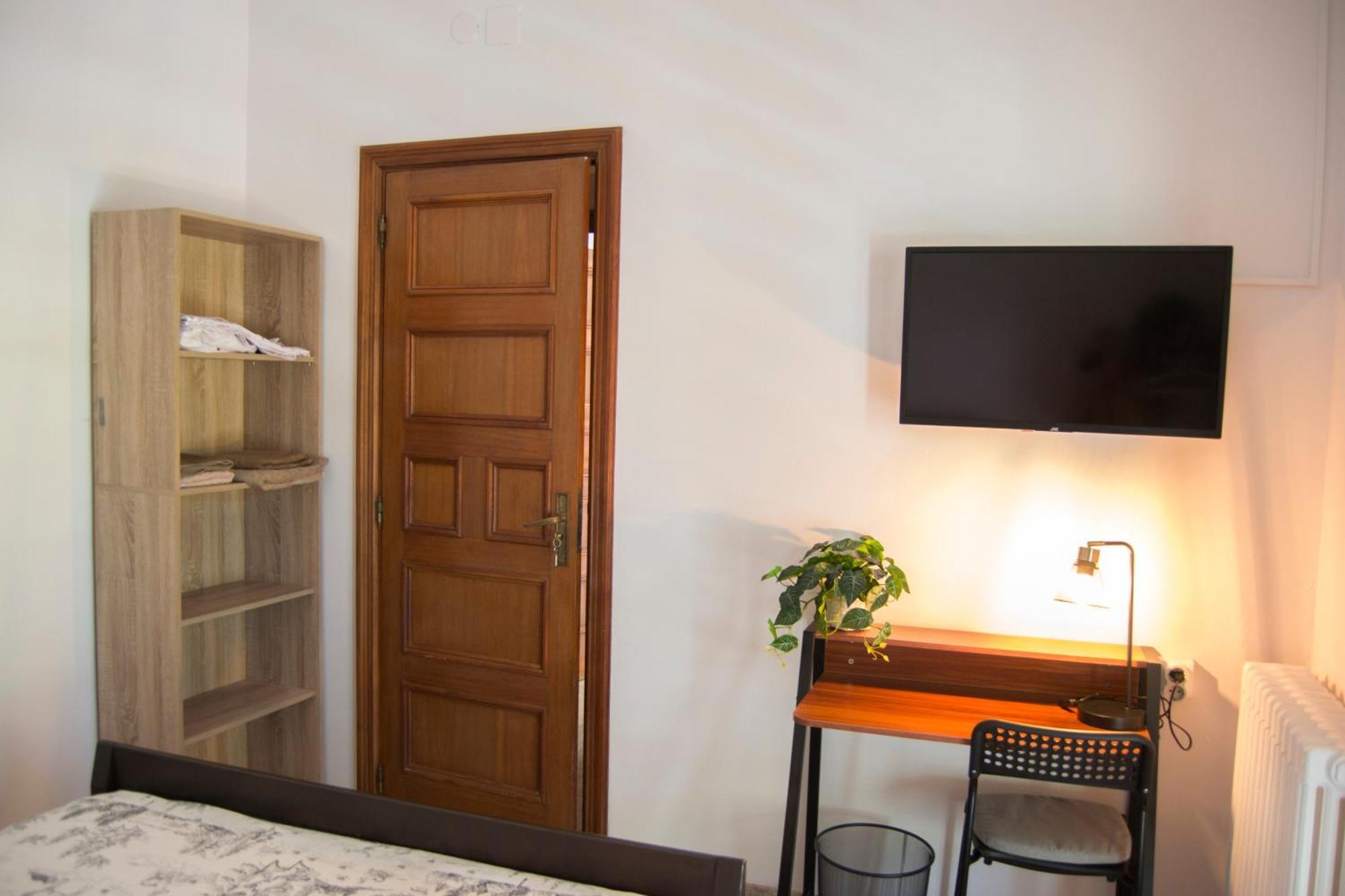 Habitacio V Cal Kim Apartment มาร์โตเรย์ ภายนอก รูปภาพ